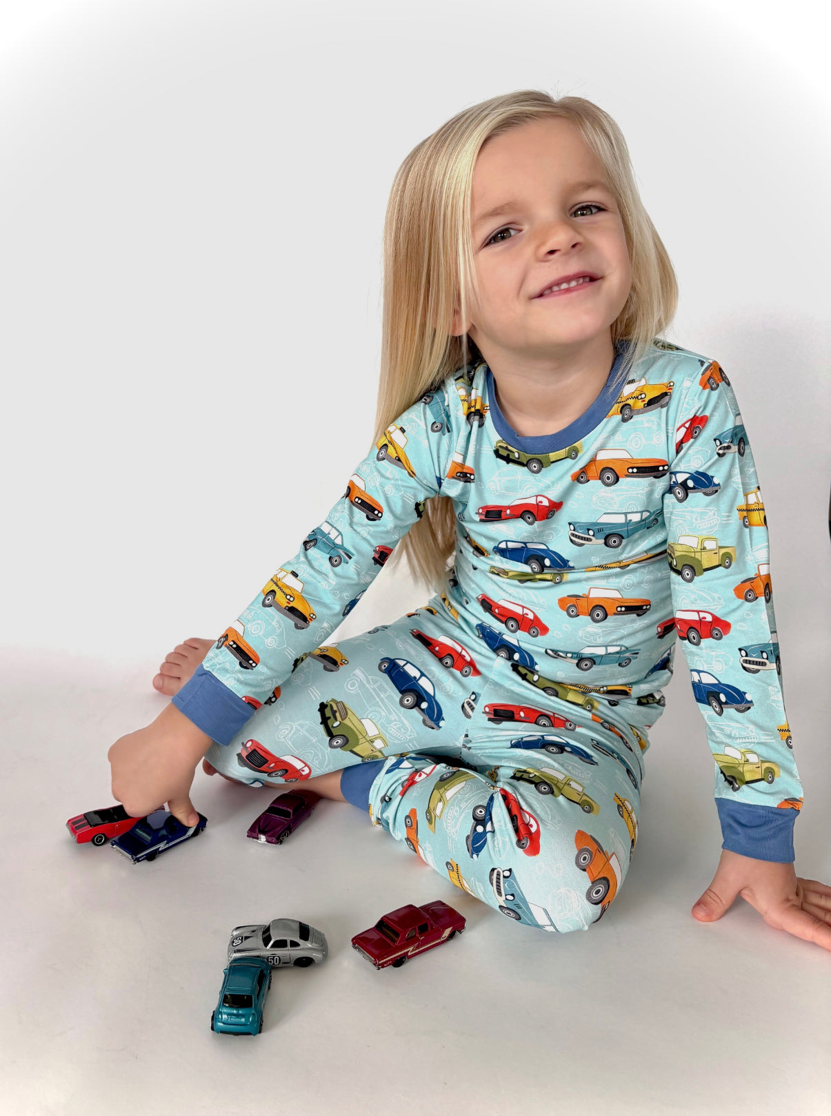 Vintage Cars Two Piece Set